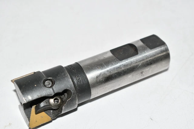 Sandvik R215.2-332 1-1/4'' Indexable End Mill 2 FL 1'' Shank 4'' OAL