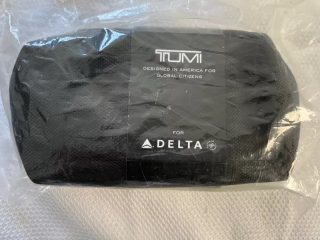 TUMI for Delta Small Pouch Zippered Soft sided Travel Case Toiletry Bag 7”x3”x3”