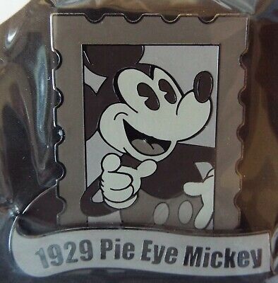 Mickey Mouse 2006 Pins 1929 Pie Eye Castle 35 Magical Years Disney Visa LOT of 3 2
