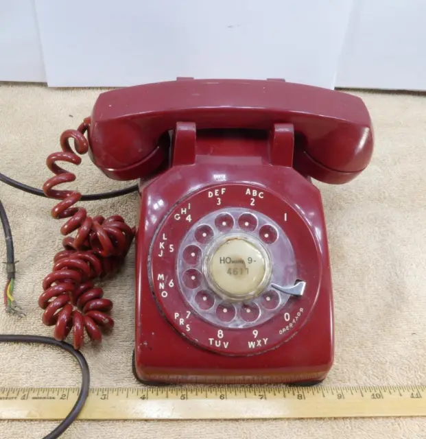 Vintage Bell System Western Electric Red Rotary Desk Phone 500 !