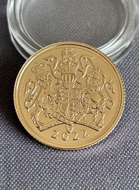 2022 Queen Elizabeth II Platinum Jubilee 22ct Gold Full Sovereign Bullion Coin.