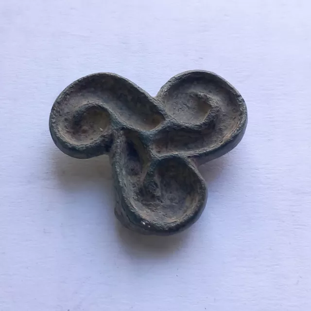 Ancient Celtic Bronze seal amulet