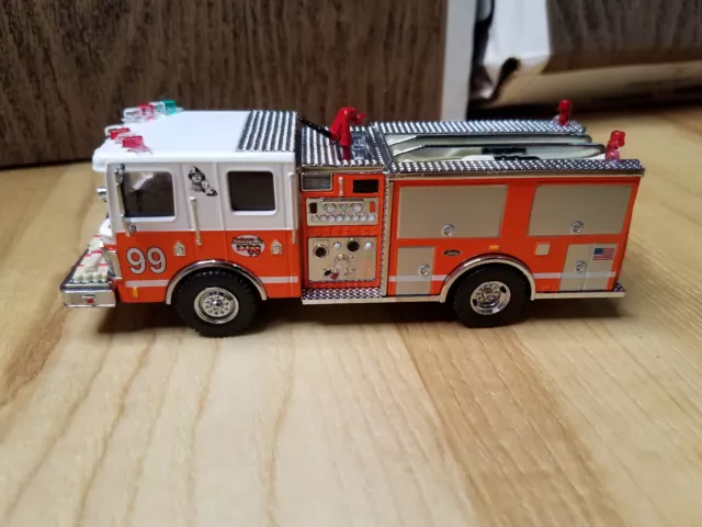Code 3 Firehouse Expo 1999 Luverne Engine 99