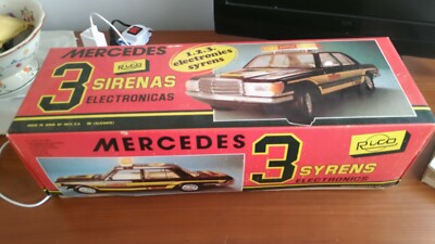 Rico Mercedes telecomandata Rico 3 sirene anni 60 o 70 mai usata 