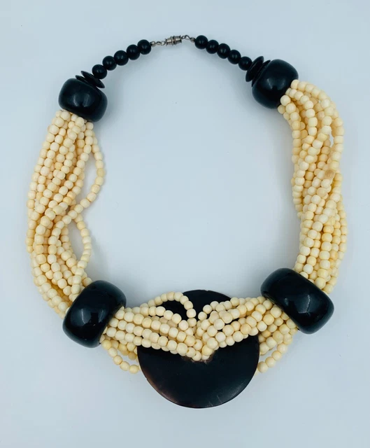 Collier Fantaisie Multi-rangs Style Ethnique - Perles Teintées - 76 Grammes - Occasion