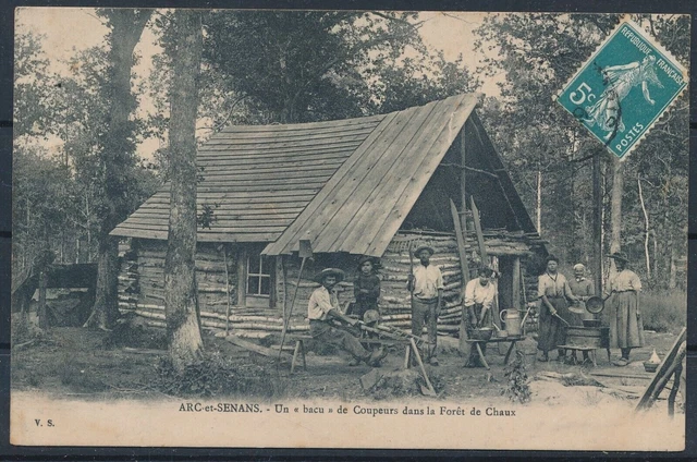 [CPA452] France, Arc-et-Senans -Coupeurs dans la Forêt de Chaux- VF old postcard