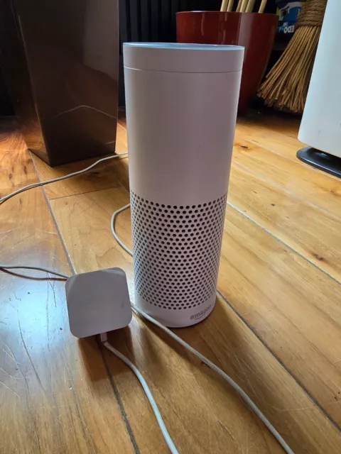 Amazon Echo 1st Gen White Used Working