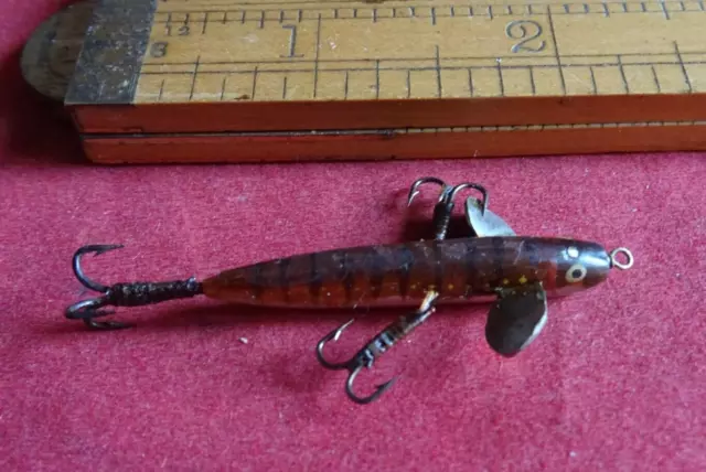 https://www.picclickimg.com/MyYAAOSwHCBl1nmc/A-Rare-Late-Victorian-Vintage-Fishing-Lure.webp