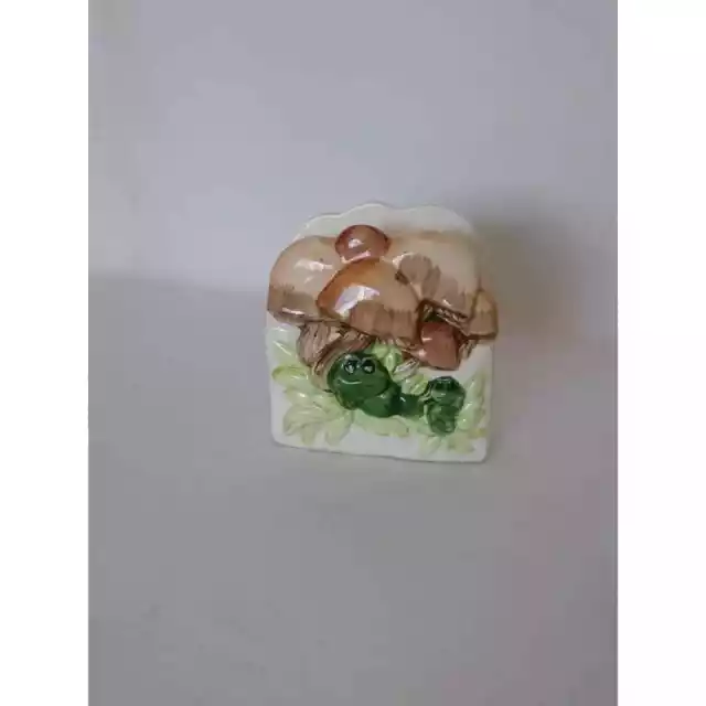 Vintage Crazy Frogs Mushrooms Napkin Holder Ceramic 70s Kitchen Decor Stoner (5)