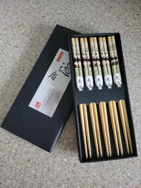 Utage Irodori Bashi Bamboo Chopsticks Gift Set in a Handmade Box