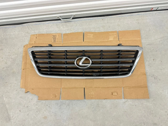 1998 - 2002 Lexus LX470 LX 470 Front Hood Grille with Emblem Chrome Black OEM