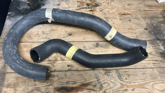 Genuine Volvo 260 2.7/2.8 V6 Petrol Radiator Top & Bottom Hose Nos Genuine Volvo 260 2.7/2.8 V6 Petrol Radiator Top & Bottom Hose Nos