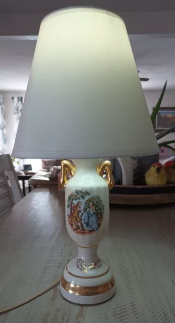 2 11" Vintage Ornate Porcelain Urn Style Table Lamps Victorian GeorgeMartha Gold