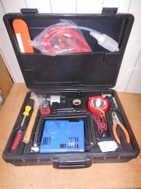 Intercompressor Roadside Car Safety Kit , with Booster Cables and Tire Inflator