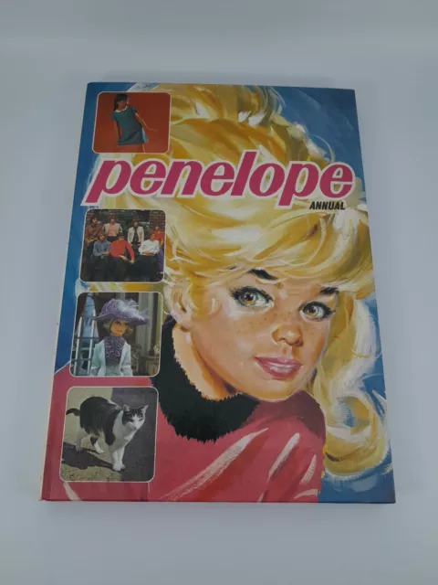 Vintage LADY PENELOPE Anderson Sci-fi ANNUAL BOOK Thunderbirds Pop Fashion 1970