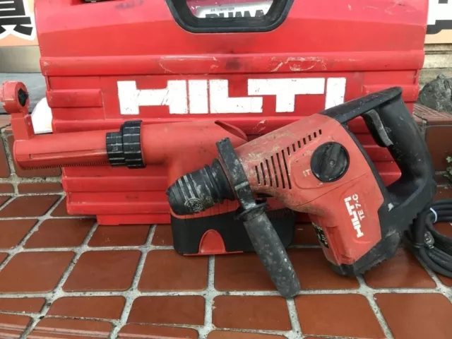 Image of DeWalt spare parts for D25891K chipping hammer on Amazon website