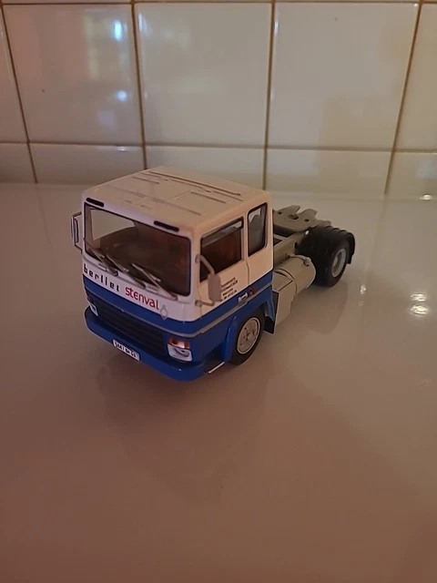 Miniature Tracteur Berliet TR 280 (sans Remorque) - Échelle 1