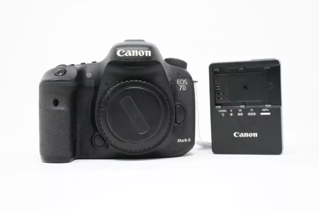 Used Canon EOS 7D Mark II DSLR camera (Actuations 47,312)(Boxed SH40013)