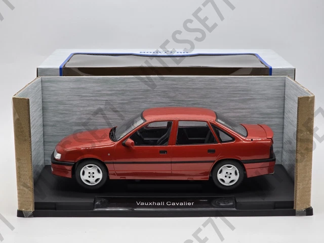 1980 BMW ALPINA B7 Turbo (E24) Negro Decorado 1:18 MC Group 18235 EUR