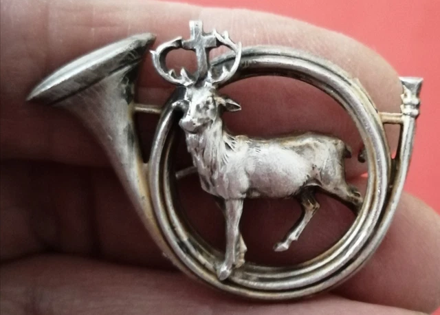 Broche Vintage Cerf (deer) Noël - Métal Argenté Avec Cristaux Blancs Et Verts, Occasion