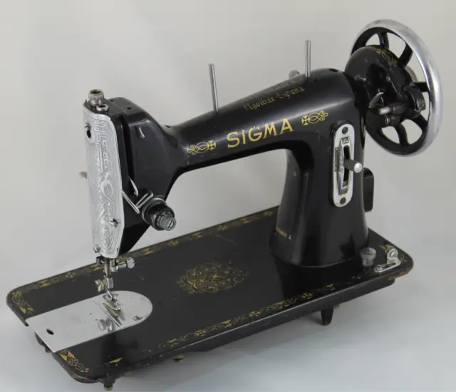 Antigua Maquina de Coser SIGMA Modelo A  Estarta y Ecenarro S.A.   Año 1946