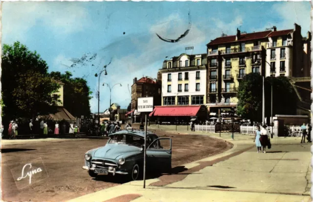 CPA ARGENTEUIL - La Place de la Gare (380311)