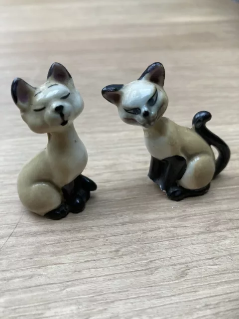 wade whimsies lady and the tramp Walt Disney Siamese Cats 1958. Damage On One