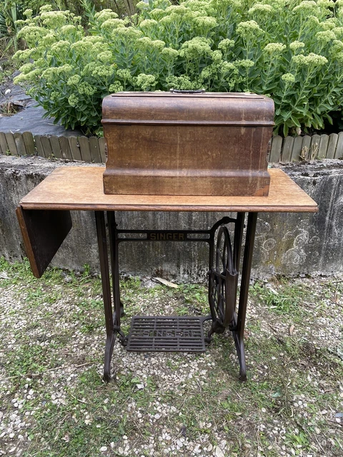 Meuble singer machine à coudre