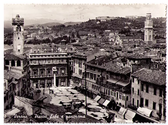 Cartolina Veneto - Verona 6756 - Piazza Erbe E Panorama