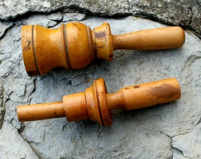 Ancien casse noix en buis nontron