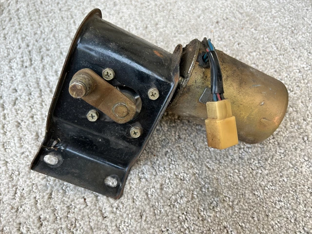 Toyota Land Cruiser Parts FJ55 Windshield Wiper Motor **