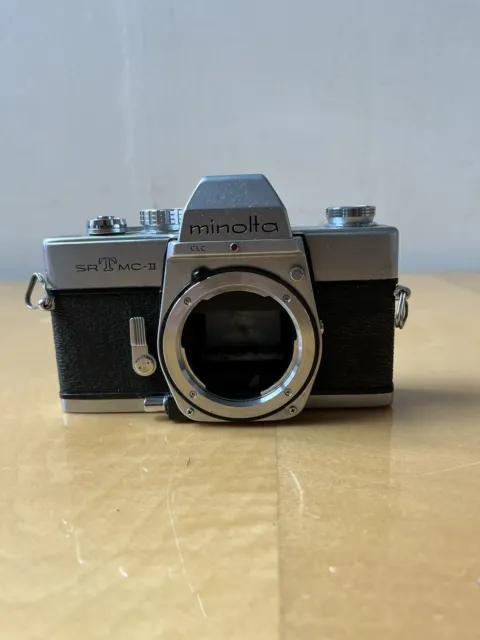 Minolta SRT MC-II Spiegelreflexkamera 35mm analog SLR Body Gehäuse
