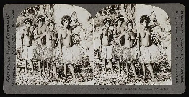 Papua New Guinea Native belles of the island, New Guinea Old Photo