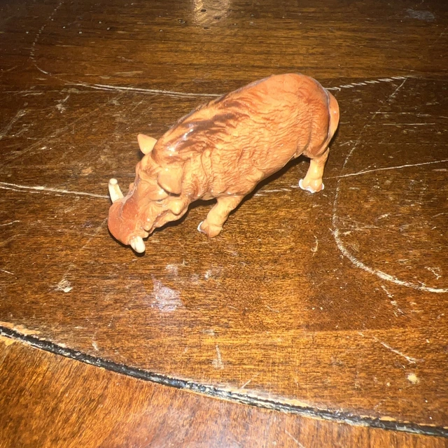 Hagen-Renaker Miniature Ceramic Boar