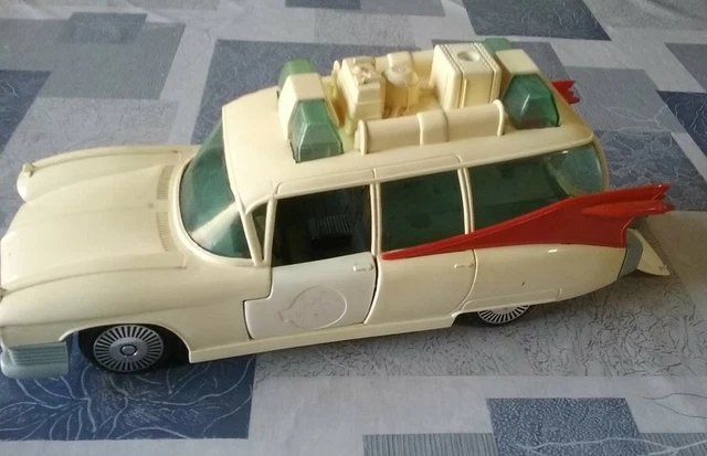 Ghostbusters car toy vintage outlet