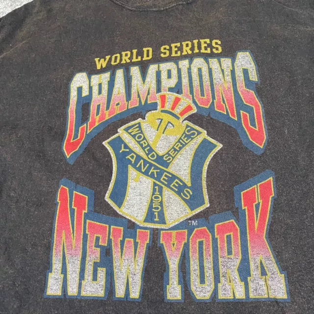 New York Yankees T Shirt Mens Large L Grey MLB Majestic World Series Champions 3