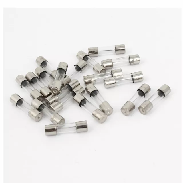 AC 250V 8A 5mm X 20mm Rapide Rapide Effet Tube Verre Fusibles 20Pcs