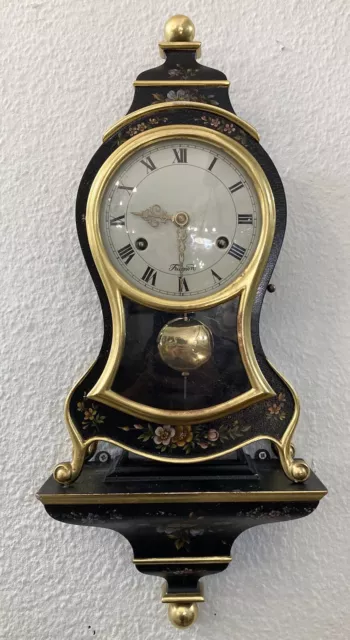 Ancienne pendule horloge SUISSE NEUFCHATELOISE FRIANON cartel bois H60cm