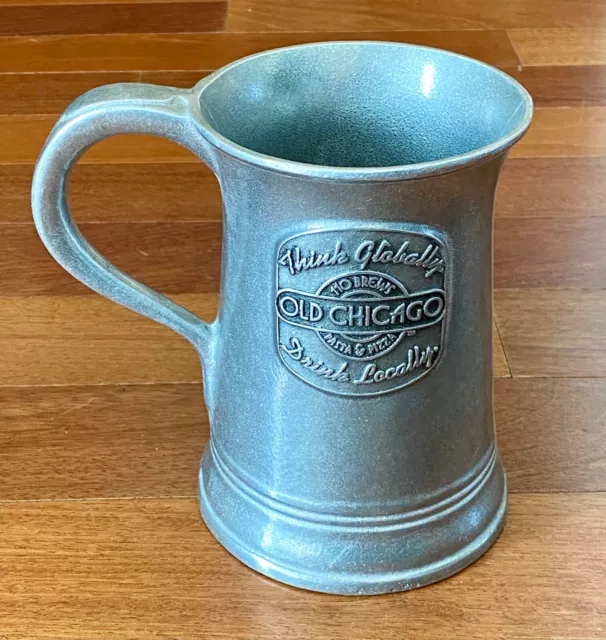 Old Chicago Pewter Beer Stein - World Beer Tour - 1 quart or 4 cup capacity