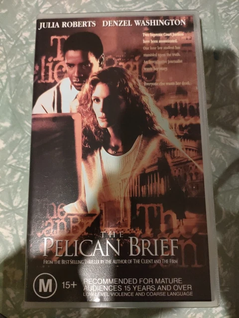 The Pelican Brief - Julia Roberts - VHS Movie - Video Tape