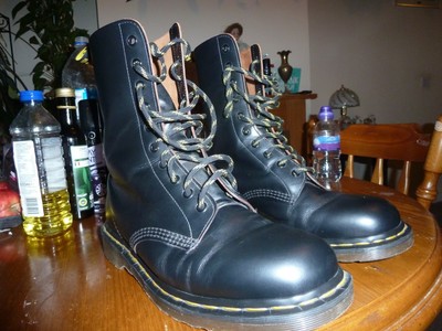 DR MARTENS 1490 Vintage 10 Eye Made in 