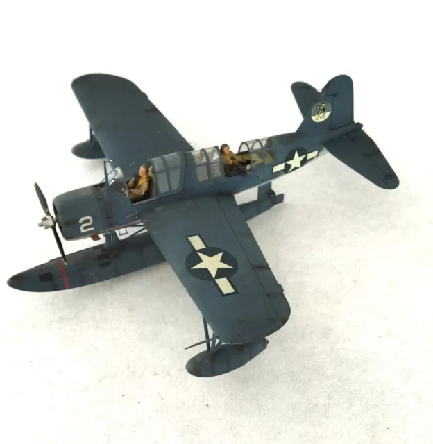 Flugzeugmodell Vought OS 2U Kingfisher  M 1:49