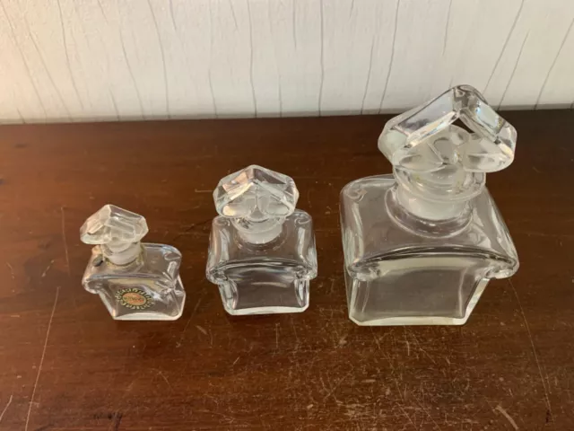 Lot 2 flacons Guerlain en cristal de Baccarat (prix de 2) 2