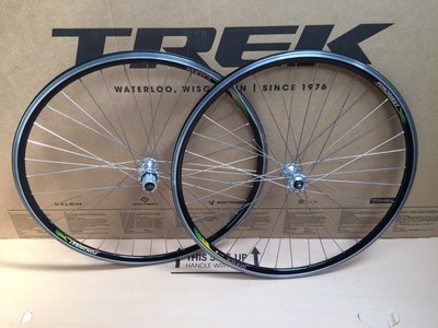 ITALIAN Fondriest/Campagnolo Veloce 700c road bike wheelset/Vintage 