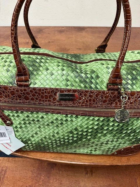 New Samantha Brown Rolling Embossed Wheeled Weekender Basketweave Green 2