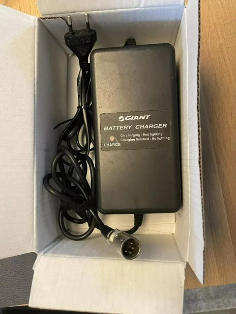 Giant - Chargeur intelligent Energypak 4A 48V