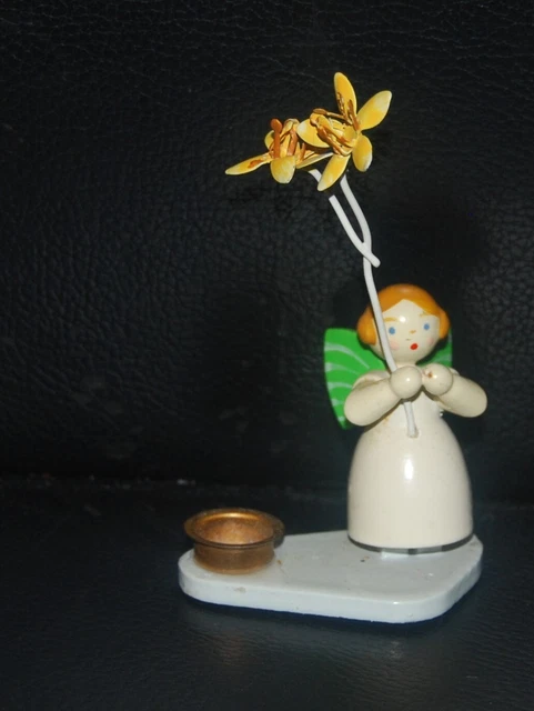 sehr alter Engel mit Blume und Kerzenhalter -WEHA Kunst Erzgebirge Schön