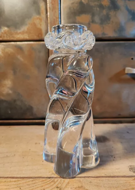 Bougeoir En Cristal Baccarat Moulé Torsadé Modèle Aladin H 17 Cm