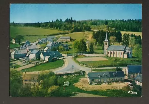 GLUX-en-GLENNE (58) VILLAS & EGLISE aérienne rapprochée