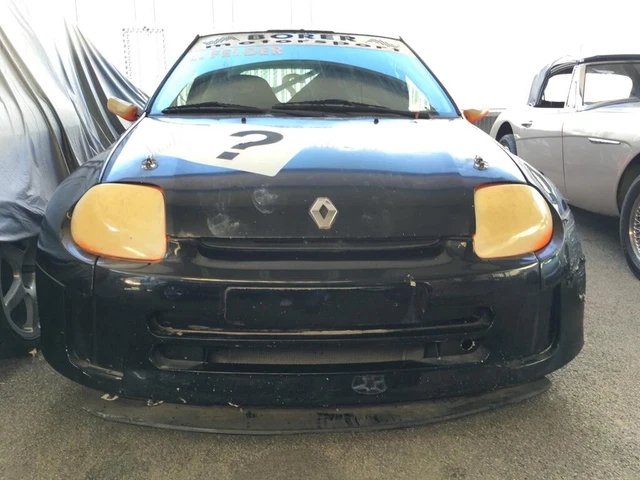 Renault clio v6 trophy